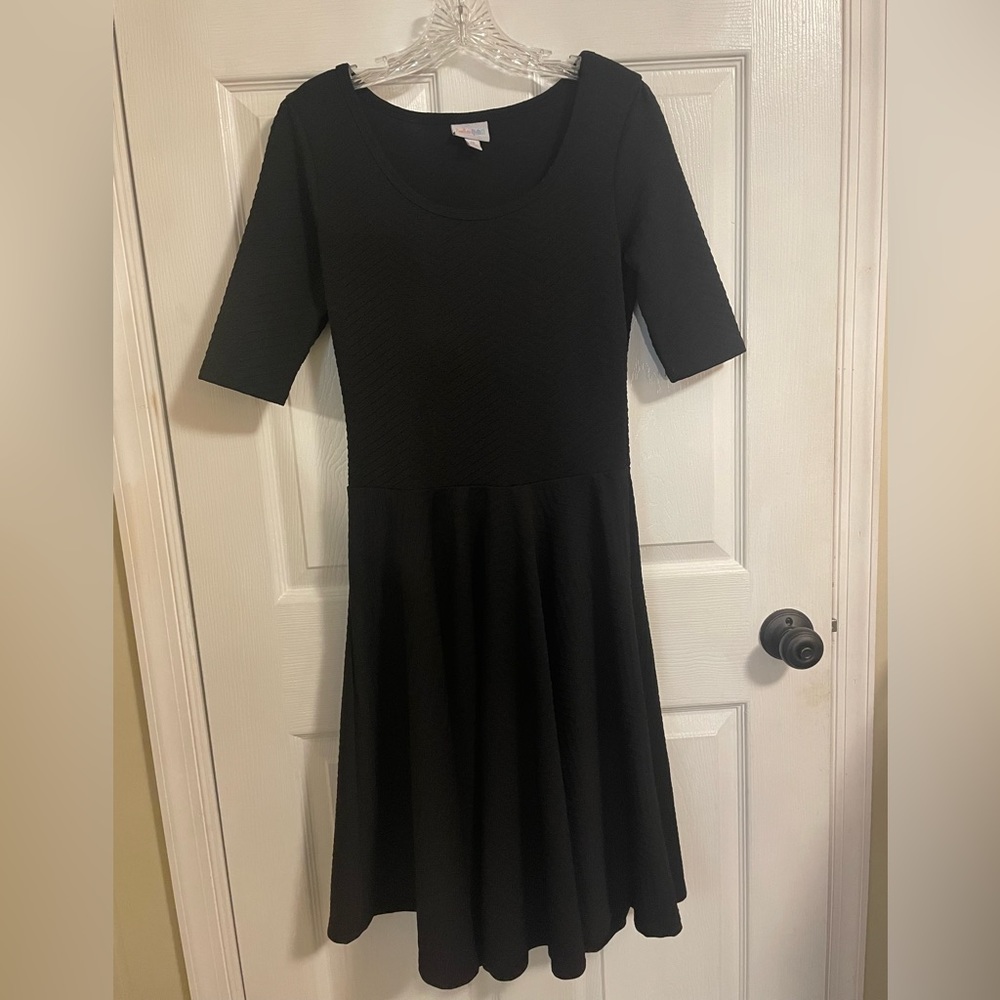 LuLaRoe Black Textured Amelia Dress
